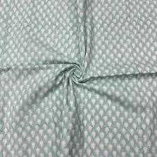 lot 6364 image: Green Floral Pattern Polyester Comforter Set king size