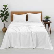 lot 6362 image: White Cotton Bed Sheet Set approximately 80x52.5 in
