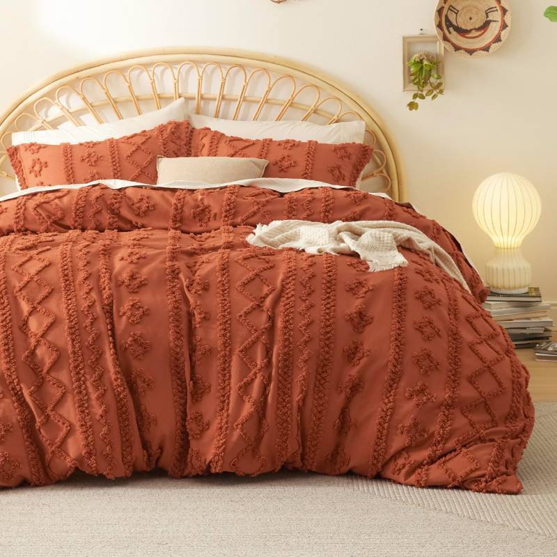 lot 14237 image: Bedsure Boho Duvet Cover Queen Size, Soft & Comfortable Elegant Design Boho Bedding for Decoration, Machine Washable Comforter Cover for All Seasons,Includes 1 Duvet Cover & 2 Pillow Shams,Terracotta