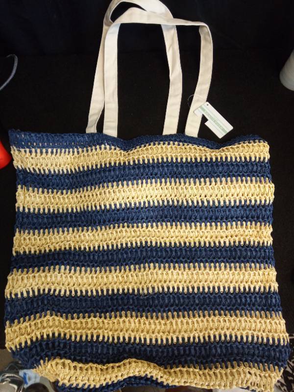lot 2102 image: Nautical Striped Straw Beach Tote - Retail $25
