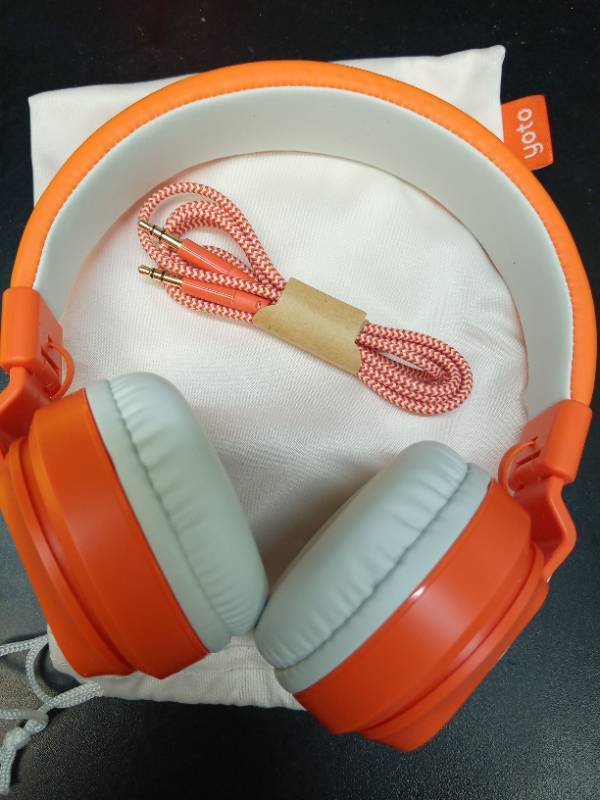 lot 2068 image: YOTO Wired Headphones �� Kids Accessories, Lightweight Adjustable & Foldable Over-Ear Earphones with Travel Bag, Volume-Limiting for Safe Listening & Daisy Chain Feature for Audio Sharing - Retail $30