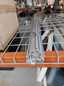 lot 13131 image: Aluminum Extrusion Profile Kit 39IN UNIV MINI, Unknown Amount