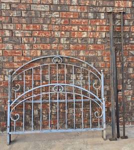lot 419 image: Wrought Iron Queen Bed Frame - Headboard, Footboard and Rails