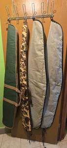 lot 140 image: 4 Soft Rifle Cases