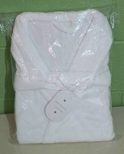 lot 149 image: Amy Miller Luxury Spa Robe White Cotton Terry
