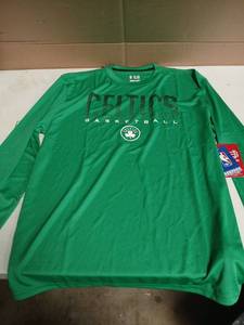 lot 29591 image: NBA Boston Celtics Basketball Long Sleeve T-Shirt XXL - Retail $40
