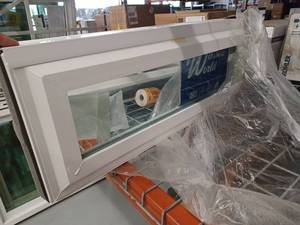 lot 12933 image: Window World Series 4000 35 34 x 11 34 White Vinyl Window Without Grid