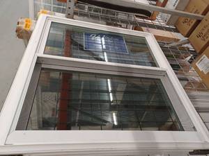 lot 12934 image: Window World Double Hung Series 4000, 35 12 x 37 14 Vinyl Window Without Grids