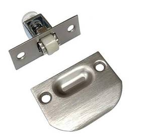 lot 12168 image: QCAA Solid Brass Roller Catch, Satin Nickel, Made in Taiwan, 1 Pack