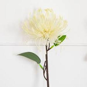 lot 4070 image: Artificial Flowers
