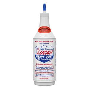 lot 2139 image: Lucas Oil 10001 Heavy Duty Oil Stabilizer - 1 Quart