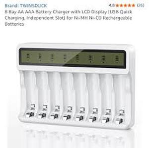 lot 6281 image: White USB Battery Charger with Cable