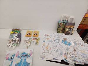 lot 12219 image: Mixed Character Party Lot