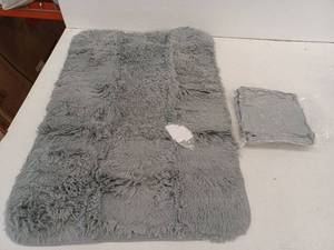 lot 12284 image: 2 Pack Gray Fluffy Rug, Approximately 23x34