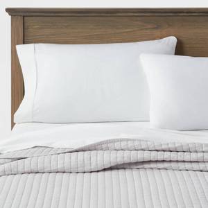 lot 9791 image: TwinTwin Extra Long Washed Cotton Sateen Quilt Light Gray - Threshold 250 Thread Count - Retail $59