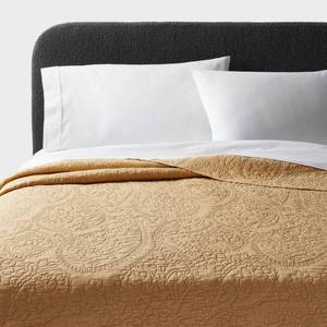 lot 9798 image: King Garment Washed Paisley Stitch Quilt Wheat - Threshold Microfiber Coverlet, Year Round Comfort - Retail $89