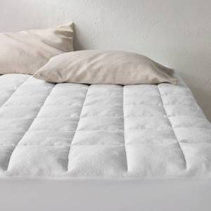 lot 9880 image: Queen Memory Foam &amp Down Alternative Mattress Pad - Fits 20in Depth - Retail $65