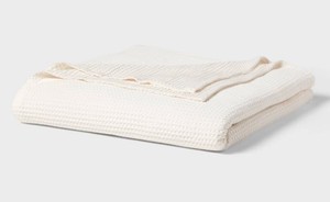 lot 9926 image: King TENCEL Lyocell Waffle Bed Blanket Ivory - Threshold - Retail $60