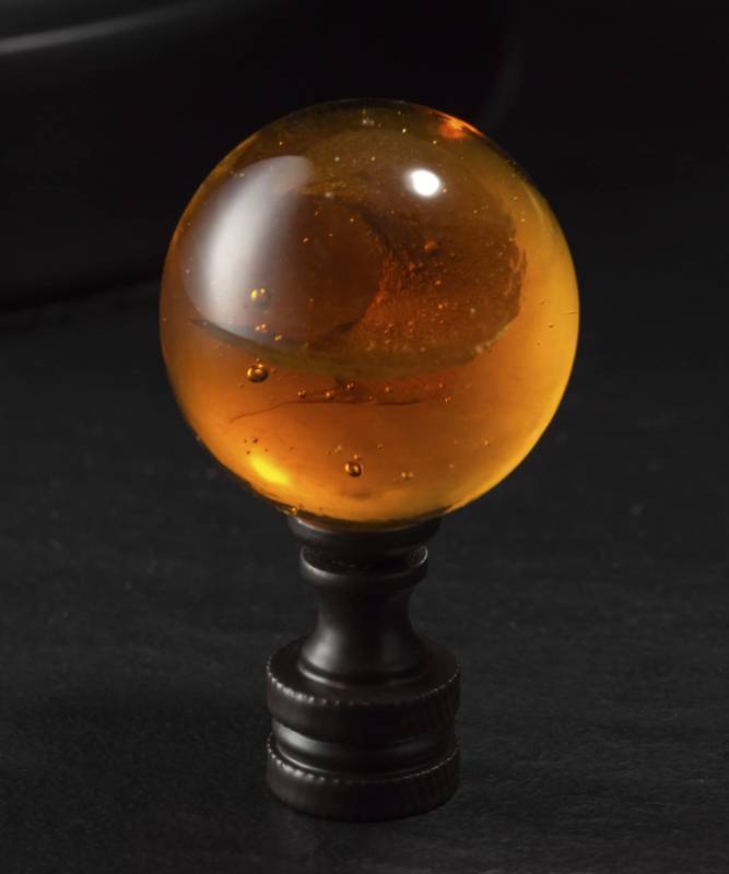 lot 44759 image: 1 Pack Tawny Crystal Lamp Finial Cap - Handmade, Ball Shaped Patterned Glass with Screw Knob Base, Decoration Accessories for Table and Floor Lamp Shade Top (2 Inches Tall, Bronze Finish) - Retail $8