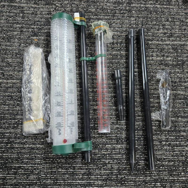 lot 349 image: Laboratory Thermometer and Rod Set