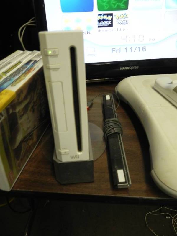 lot 10513 image: Wii Game System Bundle