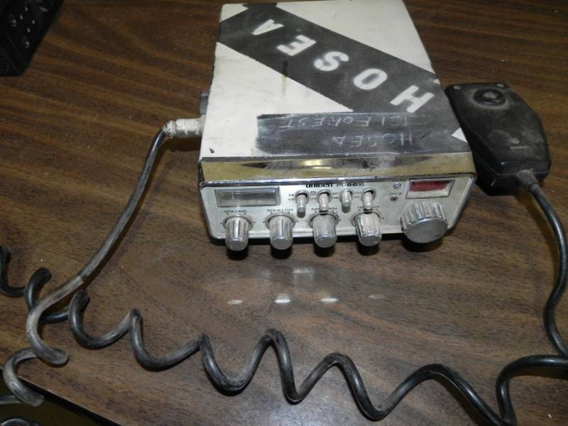 lot 10527 image: Vintage Uniden PC66XL CB Radio with Mic.