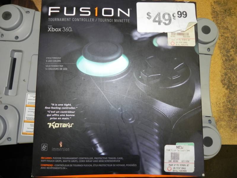 lot 10533 image: FUSION XBOX 360 Tournament Controller