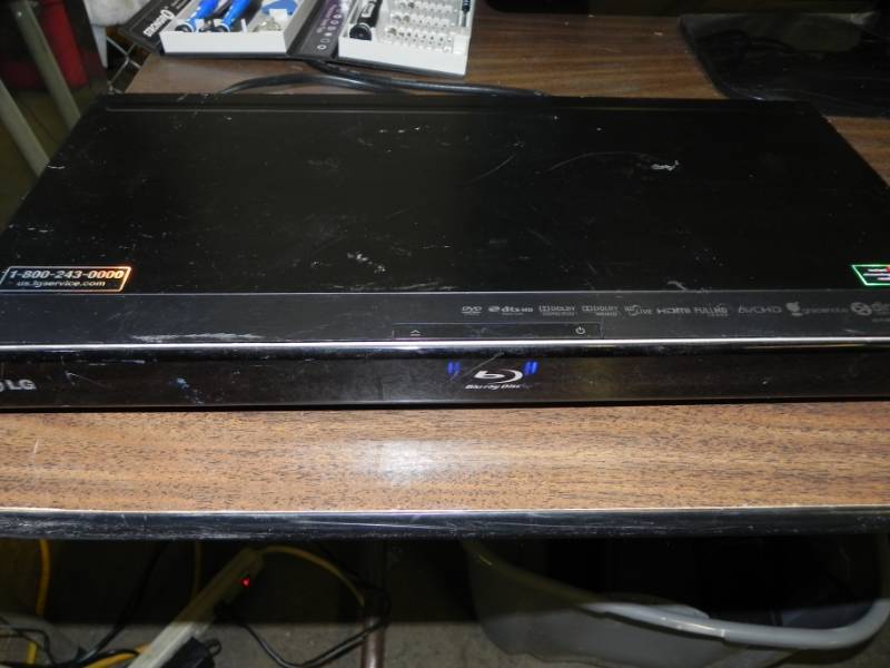 lot 10534 image: LG BluRay DVD Player