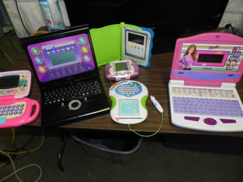 lot 10537 image: Kids Electronics Lot.
