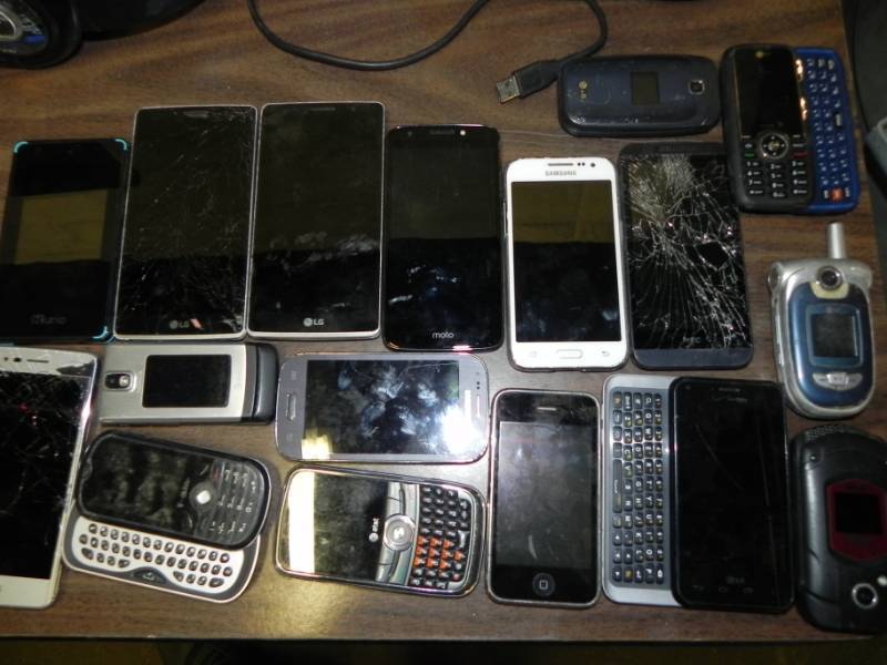 lot 10559 image: Cell Phone Lot