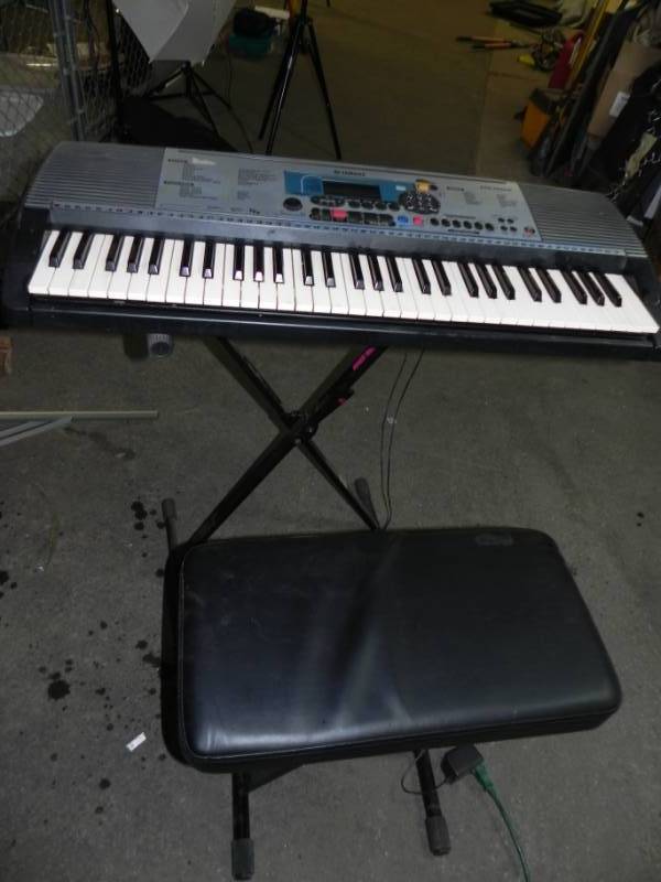 lot 10601 image: Yamaha Keyboard with stand and stool