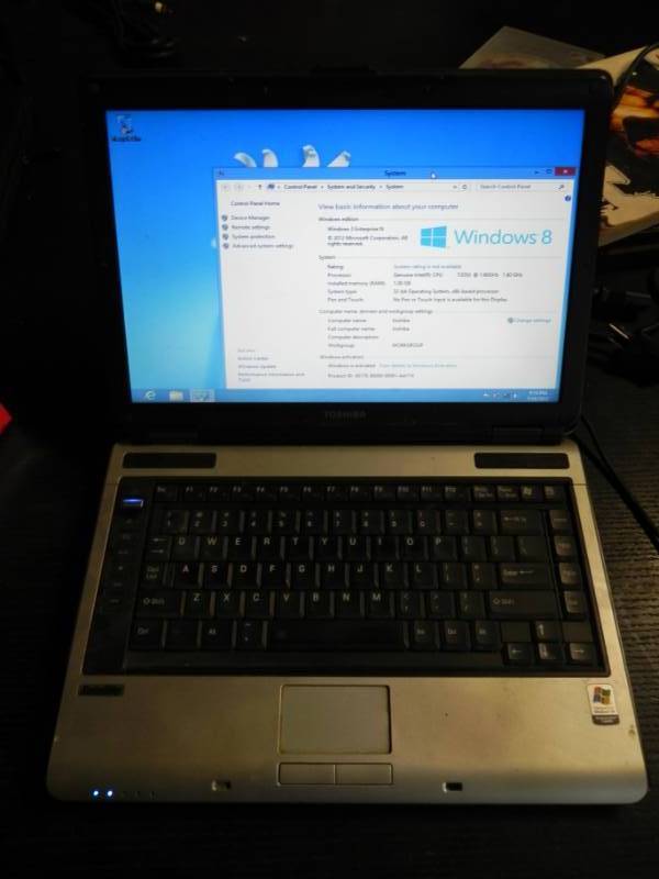 lot 10604 image: Toshiba Laptop Computer