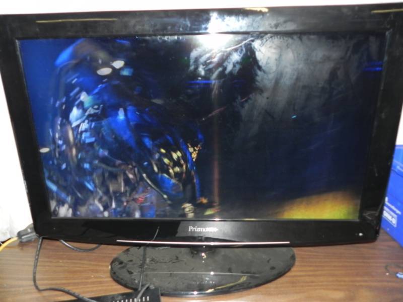 lot 10607 image: Prizmo HD 40 Flat Screen TV