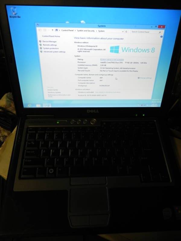 lot 10615 image: Dell Latitude Laptop