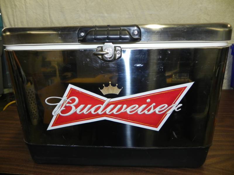 lot 10621 image: Stainless Steel Budweiser Cooler