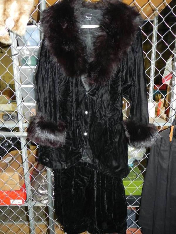 lot 10661 image: Tandy Fur Trimmed Jacket