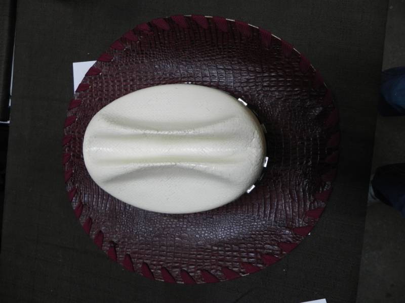 lot 10681 image: Justin Cowboy Hat
