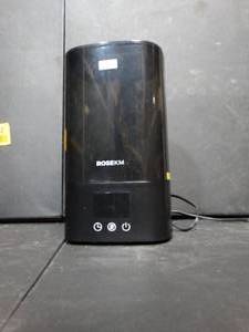 lot 26302 image: Rosekm Humidifier