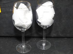 lot 26305 image: 2 Glass Wine Glasses
