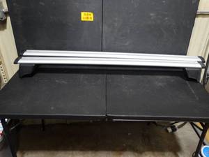 lot 26320 image: Audi Q5 Roof Racks