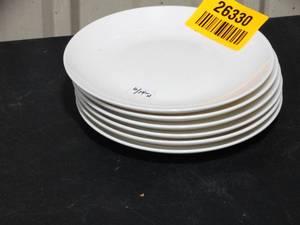 lot 26330 image: 6 Intesa Porcelain Plates
