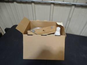 lot 26341 image: New Unopened Box of Renewal Wooden Floor Restoring System