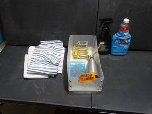 lot 26400 image: Car Cleaning Supplies