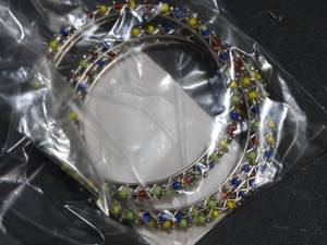 lot 26412 image: 5 Metal Bracelets with Different Color Beads
