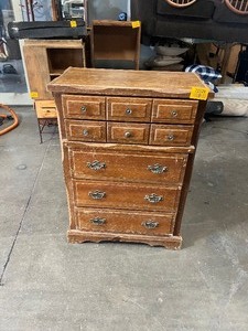lot 22529 image: Wooden Dresser 5 Drawer 43x31x17