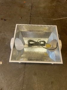 lot 22575 image: Seal-hood Grow Light