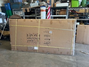 lot 22591 image: New Porcelain White Board 8x4