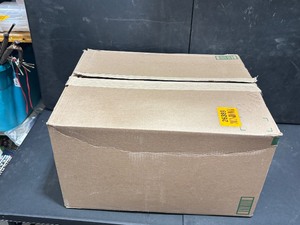 lot 26389 image: Box of 37 Piece Count Mystery Box