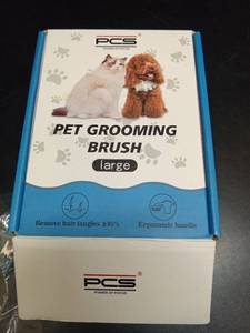 lot 1064 image: PCS Large Pet Grooming Brush with Ergonomic Handle - Retail $15