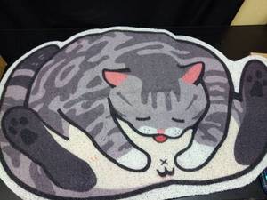 lot 1145 image: Cute Cat Shaped Area Rug - Retail $25